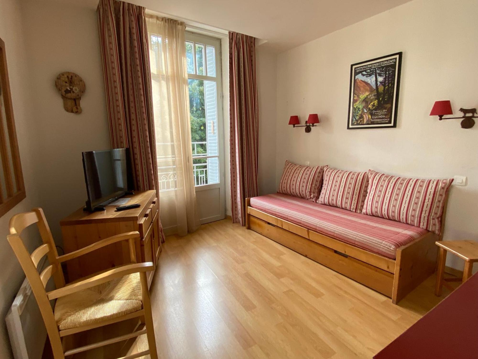 Bagneres De Luchon, Residence Val De Jade, Beau T3 Meuble, Plein Centre, Pour 4 Ou 6 Personnes Exteriér fotografie